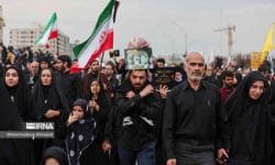 وداع پایانی مردم قم با پیکر مطهر رئیس جمهور و شهدای خدمت