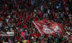 آسمان ایران سرخ شد؛ جشن قهرمانی پرسپولیس در آزادی