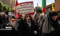 ۱۵ خرداد سر آغاز قیام مردمی به رهبری امام‌خمینی (ره)