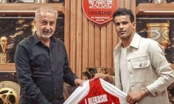 آلکثیر با پرسپولیس تمدید کرد