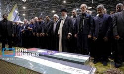 رهبر انقلاب بر پیکر شهید «اسماعیل هنیه» نماز اقامه کردند