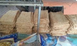 پخت نان توسط نانوایی های چرداول برای زوار ابا عبدالله(ع)