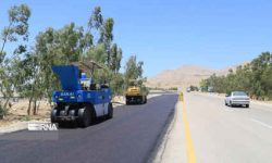 عملیات روکش آسفالت ۶ کیلومتر از محور مهران به دهلران آغاز شد