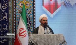 امام جمعه ایلام: شهدا معرف ایستادگی و عزت ملت ایران هستند