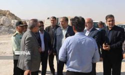 استاندار ایلام: حدود هشت هزار میلیارد ریال برای راه های دهلران هزینه می شود
