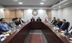 رئیس شورای عالی هماهنگی بانکها تاکید کرد: لزوم توجه بیشتر به مسائل معیشتی کارکنان بانکها
