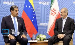 پزشکیان: آینده متعلق به ارادههایی است که به سوی آزادی، عدالت و استقلال حرکت میکنند