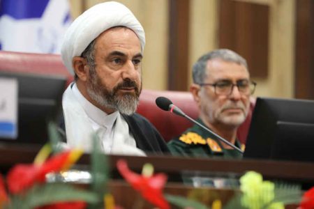 سهم خواهی  از خطرناک ترین افت های مدیریتی  است