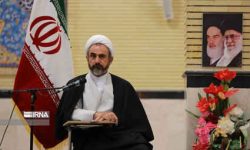 امام جمعه ایلام: تکریم ارباب رجوع بزرگترین معروف در دستگاه‌های اجرایی است