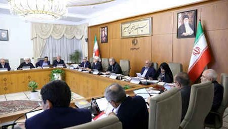 پزشکیان: قوی‌ترین سلاح در برابر دشمنان حفظ همبستگی و ایجاد امید و دلگرمی در مردم است