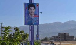 بازسازی تابلوهای مزین به عکس شهدا در سه شهرستان ایلام