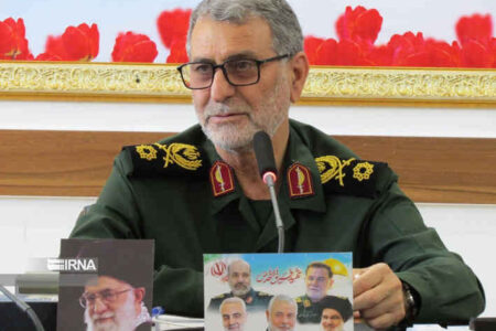 فرمانده سپاه ایلام: فرهنگ ایثار را با نوآوری به جوانان عرضه کنیم