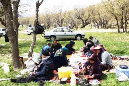 سیزده به در؛ پیوندی میان خاطرات گذشته و مسئولیت امروز   *زهرا قاسمیان