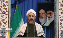 امام جمعه ایلام: پاسخ ایران به جنایات رژیم صهیونی قاطع و پشیمان کننده است