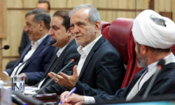 پزشکیان: ایران را نمی‌توان تحریم کرد/ لزوم همراهی مجلس با وزیر پیشنهادی اقتصاد