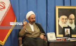 امام جمعه ایلام: اولویت مواکب اربعین ارتقای فرهنگ زیارت و معرفت‌افزایی باشد