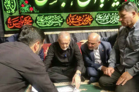 رئیس‌جمهور: هیچ‌کس نباید با مشکل زندگی کند و حاکمیت بی‌خبر باشد