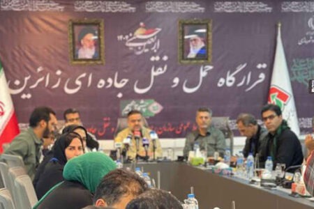 مهران میزبان ۶۳ درصد زائران اربعین/ ظرفیت حمل‌ و نقل به اوج رسید