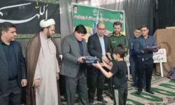 توزیع ۷۰۰ بسته لوازم‌التحریر میان دانش‌آموزان نیازمند شهرستان مهران