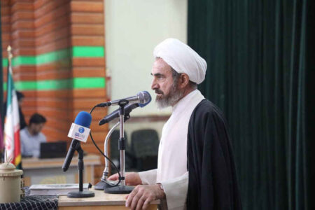 امام جمعه ایلام: انسجام ملی رمز شکست دشمن در جنگ ۱۲ روزه بود