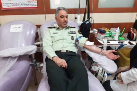 مشارکت مسئولانه فرمانده انتظامی استان ایلام به مناسبت هفته انتظامی در پویش اهدای خون