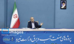 پزشکیان: دستِ دشمن قلدر و غدّار را کوتاه می‌کنیم/ وحدت و انسجام کلید قدرت یک ملت