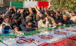 تشییع پیکر مطهر یکصد لاله‌ زهرایی در تهران