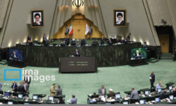 انتقاد نماینده دهلران از کمبود تجهیزات پزشکی در مناطق محروم