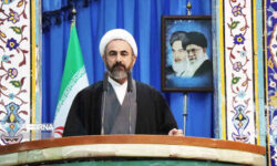 امام‌جمعه ایلام: وحدت ملی و حمایت از دولت راهبرد اصلی مقابله با دشمنان است