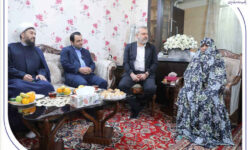 دیدار مدیرعامل بانک صادرات ایران با مادر و خانواده «شهید محمدنبی محمدی»