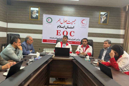 مدیرعامل جمعیت هلال‌احمر استان ایلام از پرسنل حوزه خزانه‌داری و داوطلبان این جمعیت تقدیر کرد