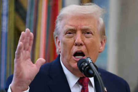 ترامپ: اوکراین برای نهاییکردن توافق صلح با روسیه بسرعت اقدام کند