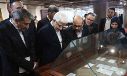 عارف:کتابخانه ملی می تواند نقش موثری در مقابله با توطئه ایران هراسی داشته باشد