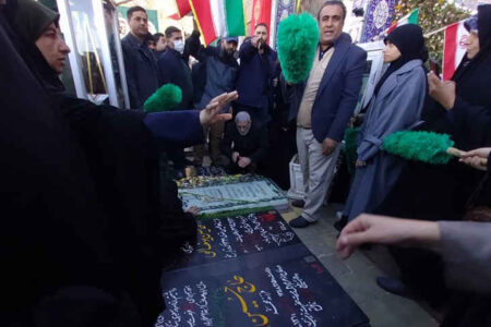 سردار قاآنی به مقام شامخ سپهبد شهید سلیمانی ادای احترام کرد