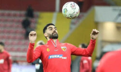 نه استقلال و نه پرسپولیس؛ کریمی به نویدکیا رسید