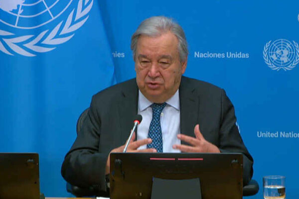 دبیرکل سازمان ملل از مذاکرات ایران و آمریکا در عمان استقبال کرد