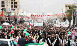 مردم ایران، ستون پایدار انقلاب در خیابان   * ناهید ابراهیمی