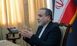 عراقچی: رهبر و رئیس‌جمهور در سلامت هستند