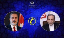 عراقچی خطاب به وزیرخارجه ترکیه: رفتارها و گفتارهای متناقض آمریکا، تردید برانگیز است