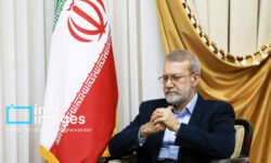 لاریجانی: هیچ گونه مذاکره‌ای با آمریکا نخواهیم داشت