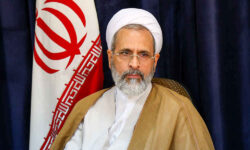 آیت الله اعرافی: مردم و نیروهای مسلح آینده‌ای روشن برای ایران در برابر دشمن رقم خواهند زد