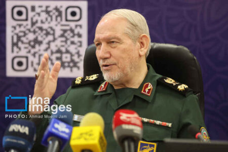 رحیم صفوی: ترامپ بازیچه دست نتانیاهو است/ اشراف کامل ایران به سرزمین‌های اشغالی