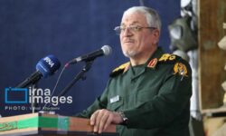 سخنگوی وزارت دفاع: با شهادت فرماندهان دچار خلاء نخواهیم شد