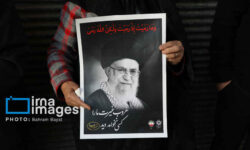 مراسم وداع با پیکر شهید آیت‌الله خامنه‌ای به زمانی دیگر موکول شد