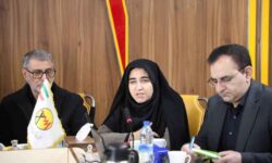 دشمن با فتنه اقتصادی قصد کمرنگ کردن پیروزی ما در میدان دارد