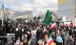 امامجمعه ایلام: استقامت ملت ایران جهانیان را به تحسین واداشته است
