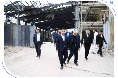 بازدید سرپرست بانک صادرات ایران از کارخانه آسیبدیده از جنگ؛ تأکید بر نقش بانک صادرات ایران در نوسازی اقتصاد پس از جنگ و اشتغالزایی پایدار