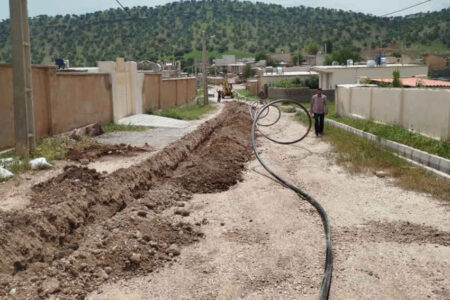 تامین پایدار آب شرب ۱۵ خانوار روستای” آبزار” سیروان با اصلاح ۴۰۰ متر شبکه توزیع