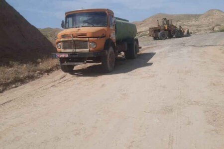ساخت راه دسترسی به گذرگاه مرزی چیلات دهلران آغاز شد