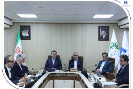 ​اعطای ۳۶۰ هزار فقره تسهیلات به بازنشسته‌ها در پی امضای تفاهم‌نامه بانک صادرات ایران و صندوق بازنشستگی کشوری/ قربان اسکندری: حمایت از بازنشسته‌ها در اولویت قرار دارد